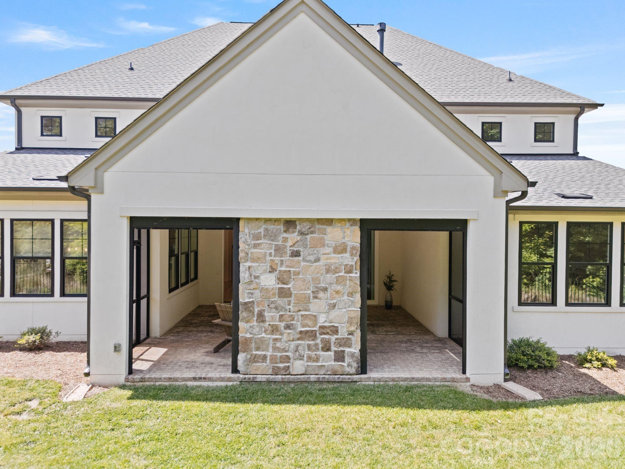 14109 Pinoli Pine Circle — Huntersville