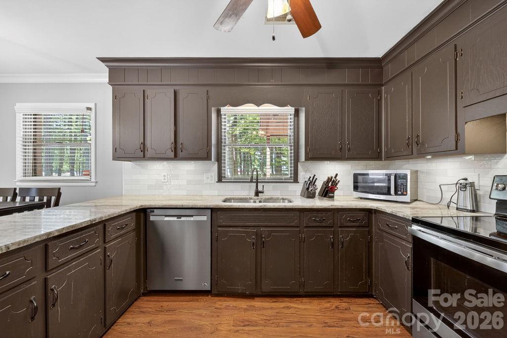 1908 W Sugar Creek Road — Charlotte