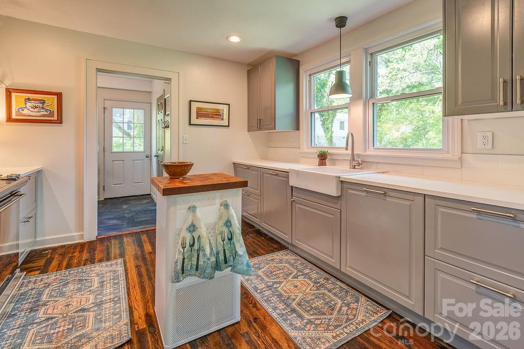 233/231 Fairfax Avenue #A/B — Asheville