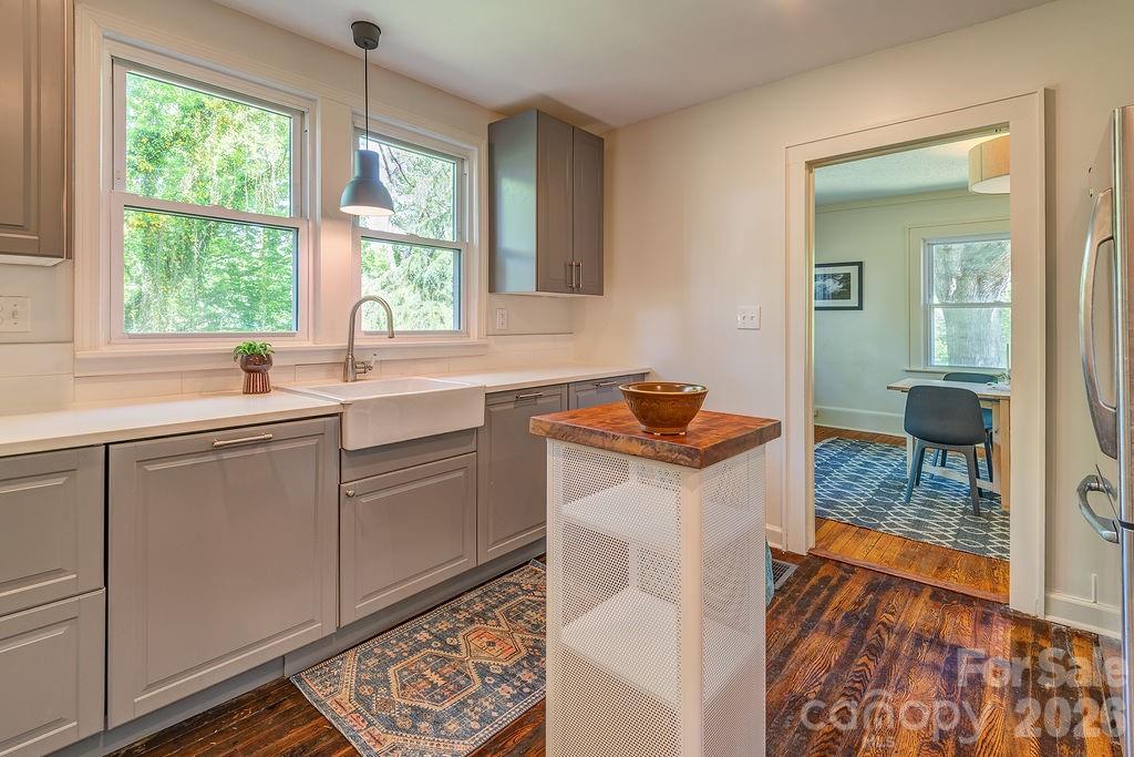 233/231 Fairfax Avenue #A/B — Asheville