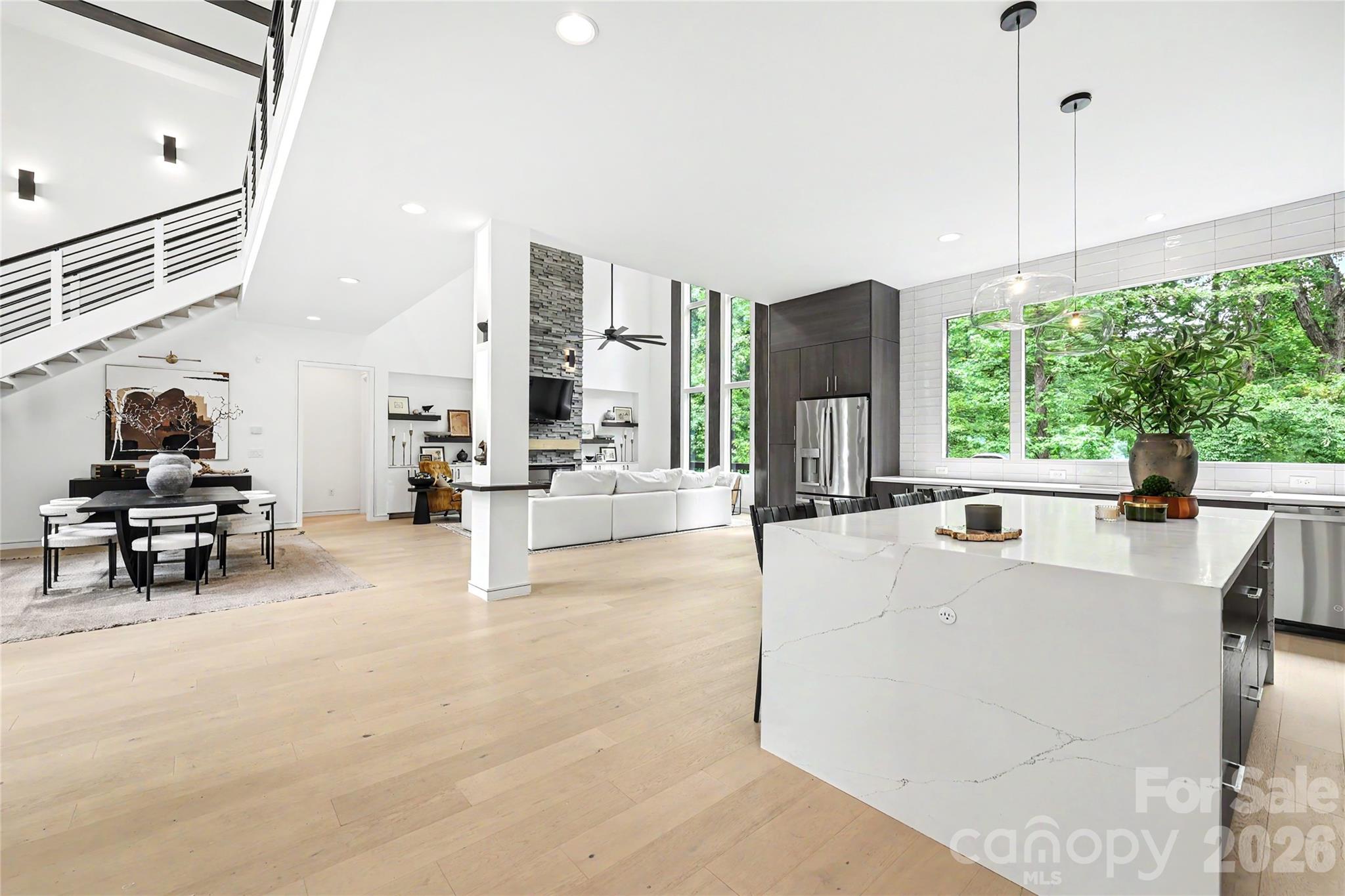 2810 Huntingtowne Farms Lane — Charlotte