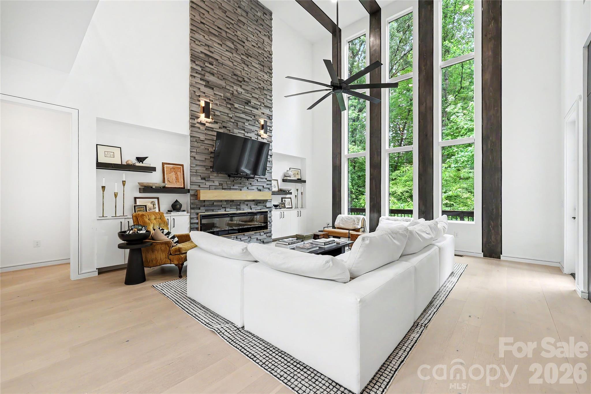 2810 Huntingtowne Farms Lane — Charlotte
