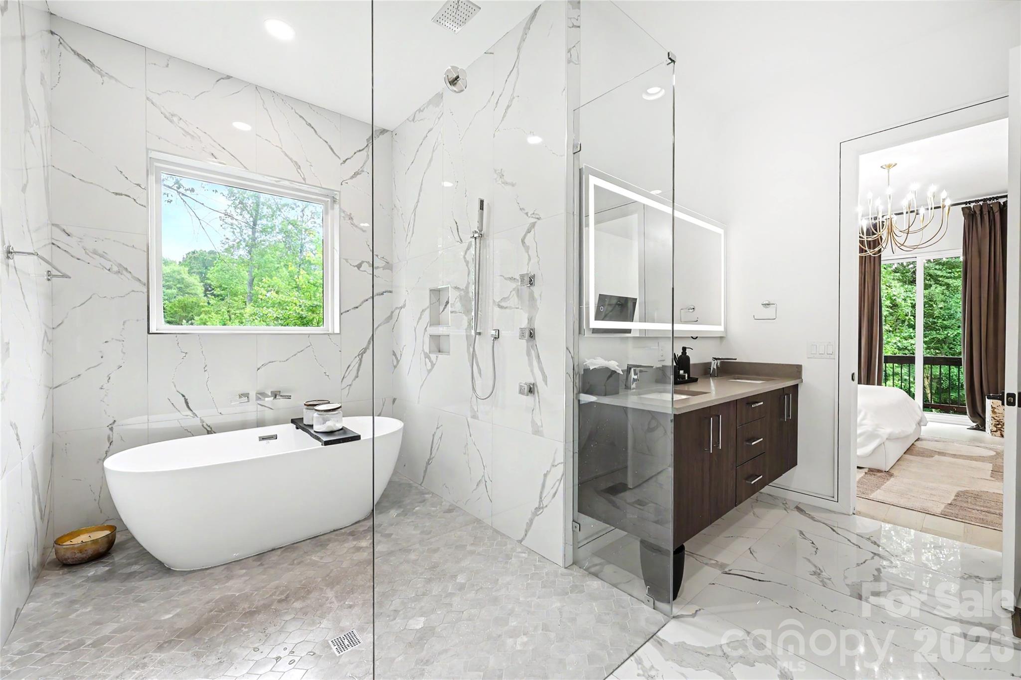 2810 Huntingtowne Farms Lane — Charlotte