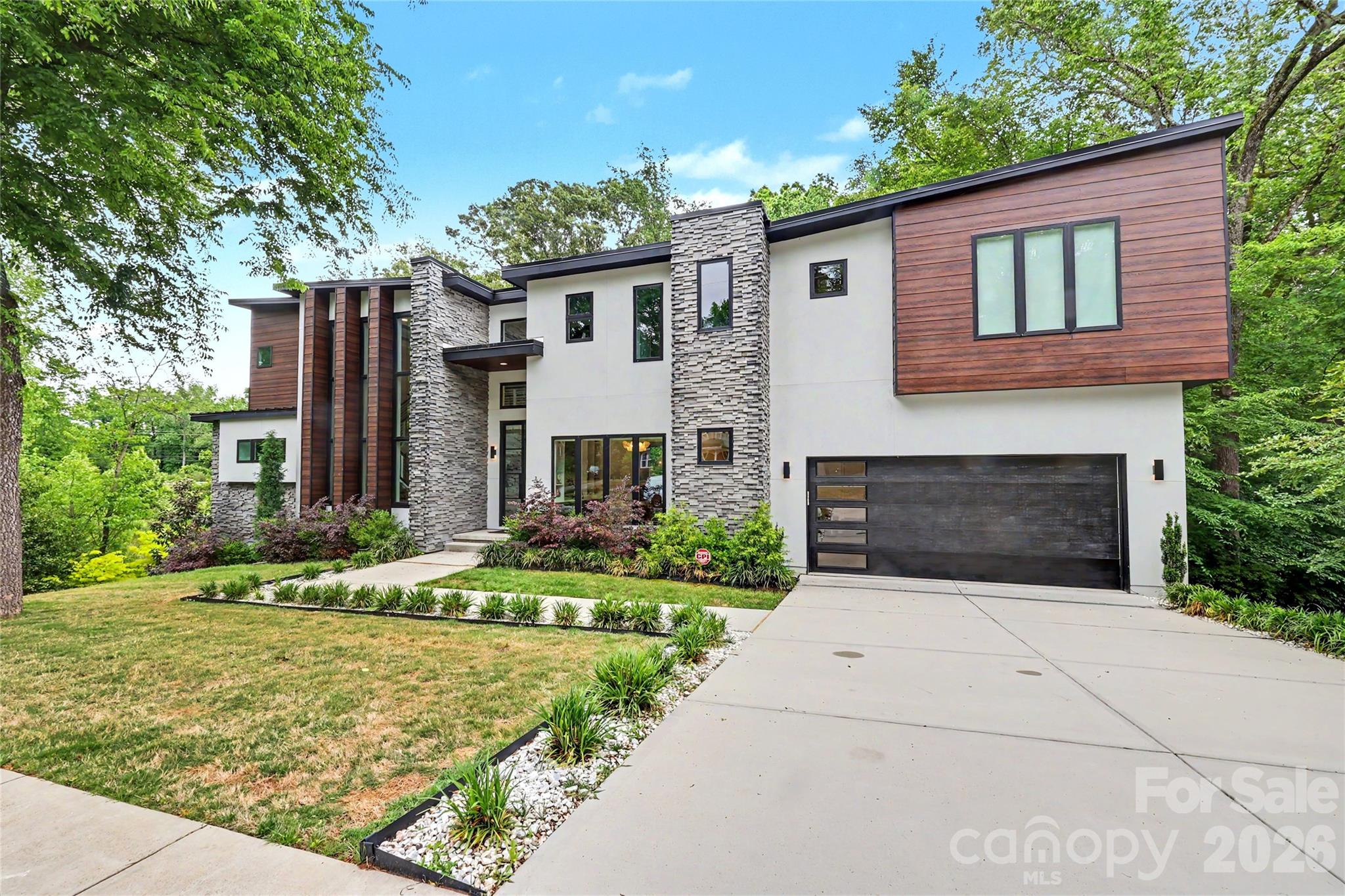 2810 Huntingtowne Farms Lane — Charlotte