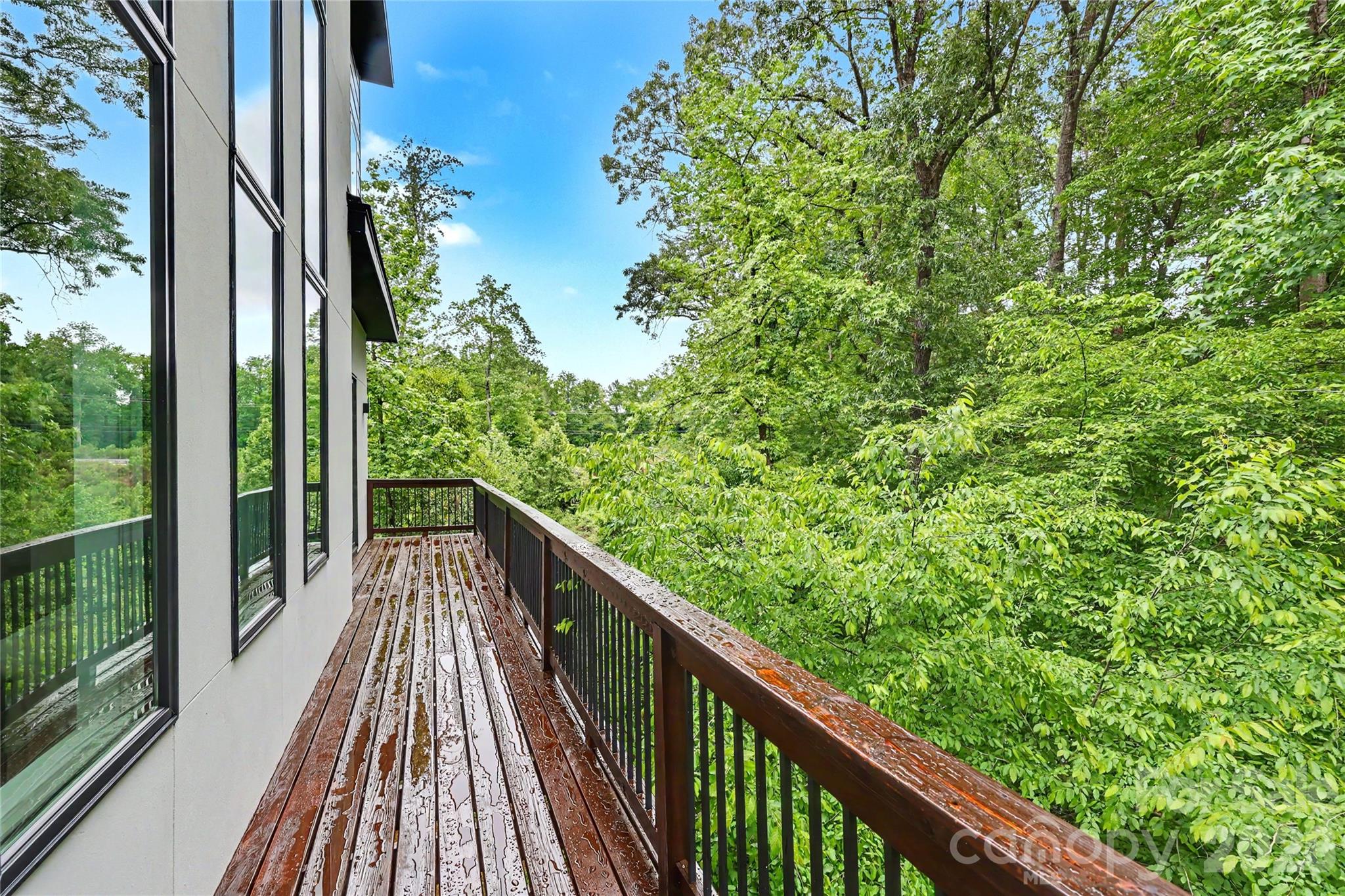 2810 Huntingtowne Farms Lane — Charlotte