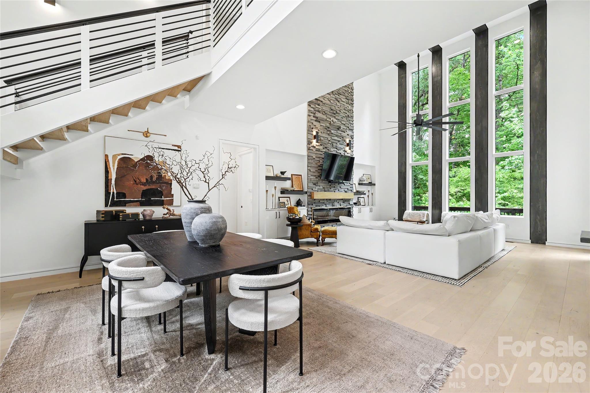 2810 Huntingtowne Farms Lane — Charlotte