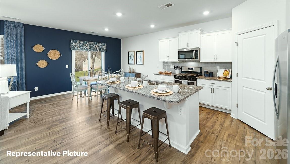 3018 Arundel Court — Maiden