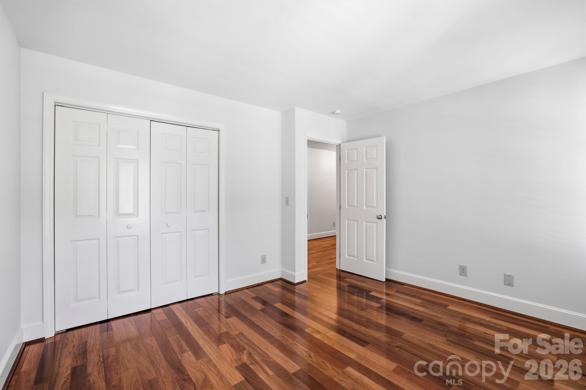 7000 Hollow Oak Drive — Mint Hill