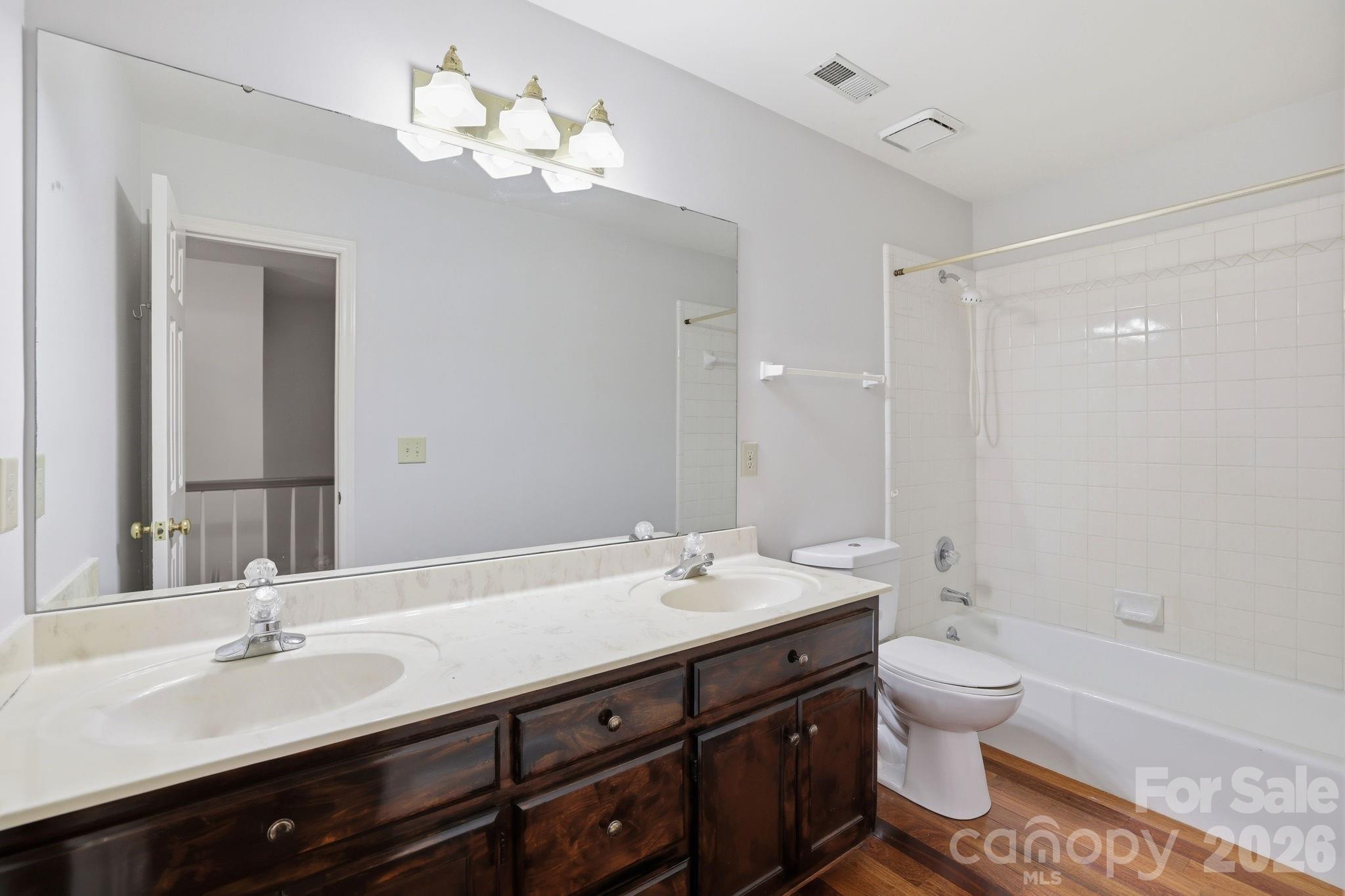 7000 Hollow Oak Drive — Mint Hill