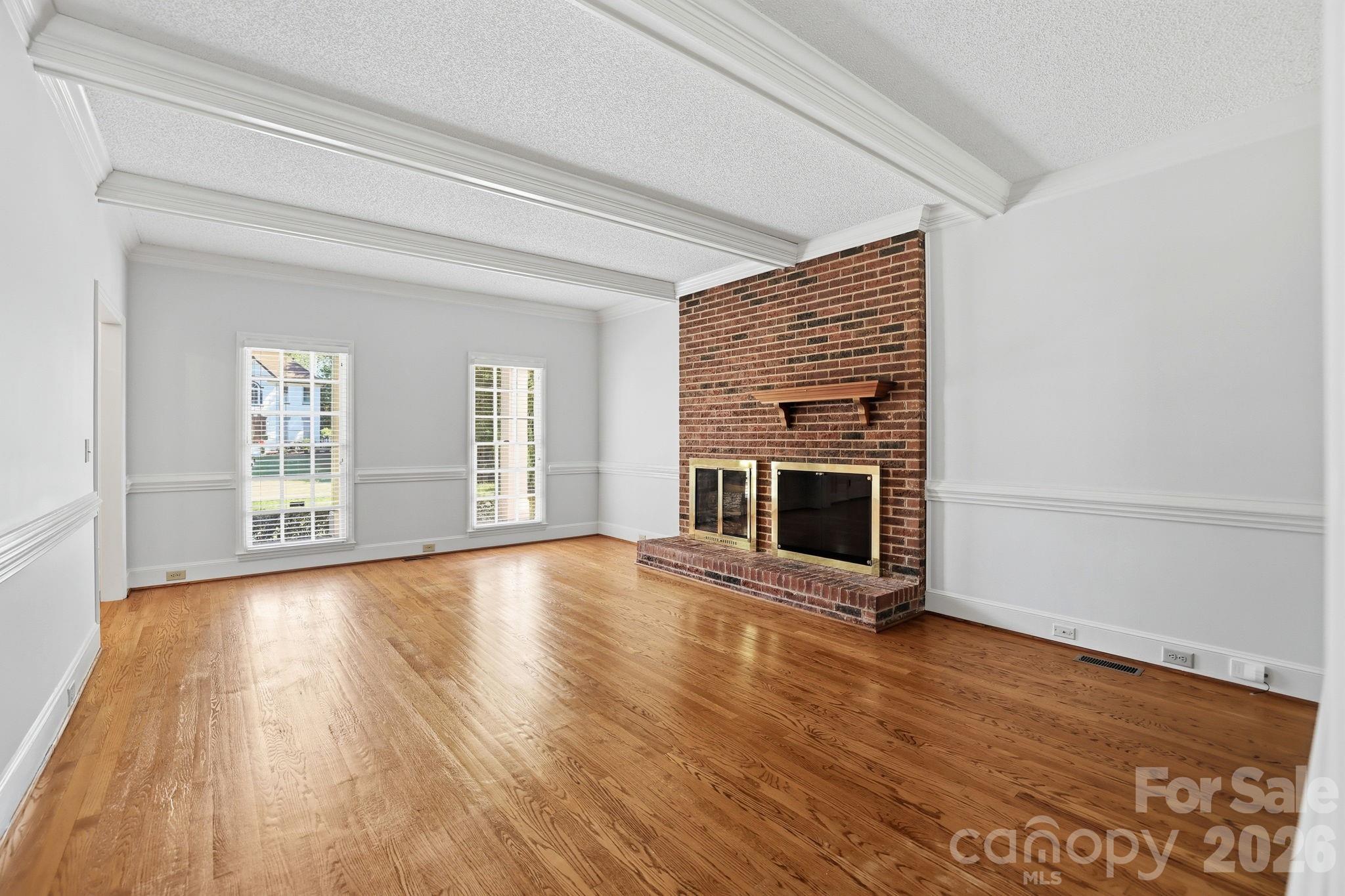 7000 Hollow Oak Drive — Mint Hill