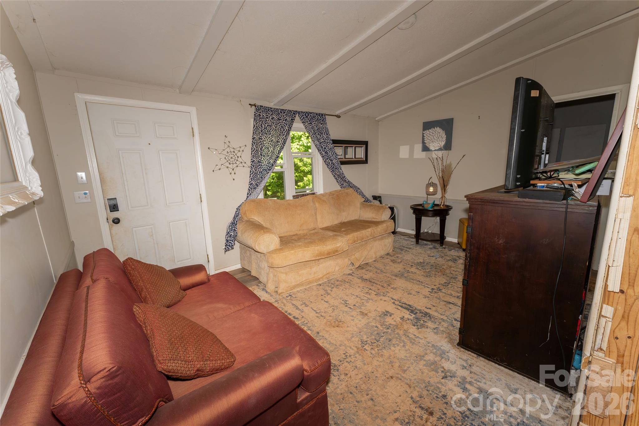 6132 Sherwood Lane — Denver