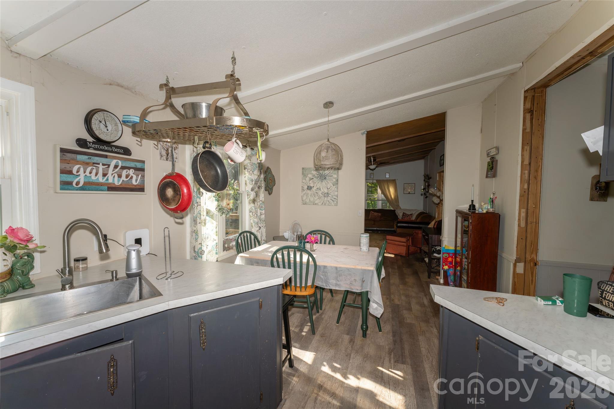 6132 Sherwood Lane — Denver