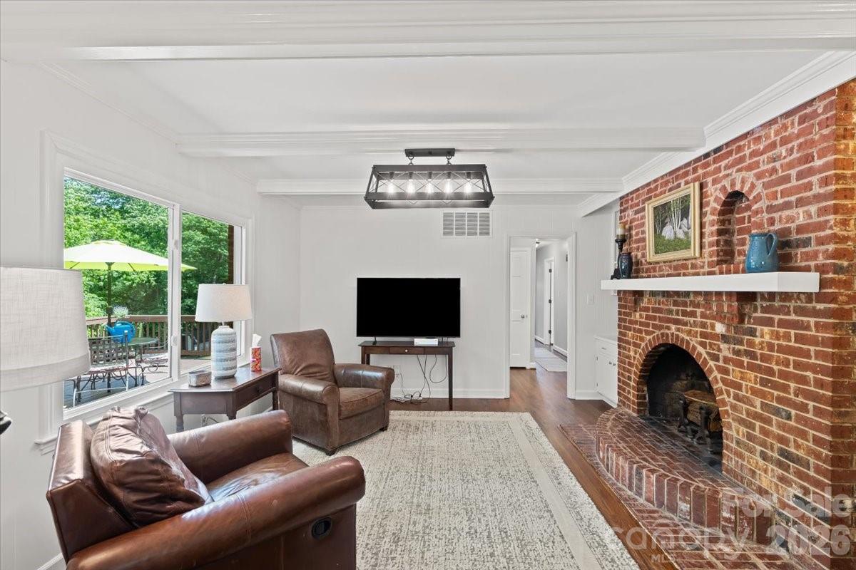 3741 Riverbend Road — Charlotte