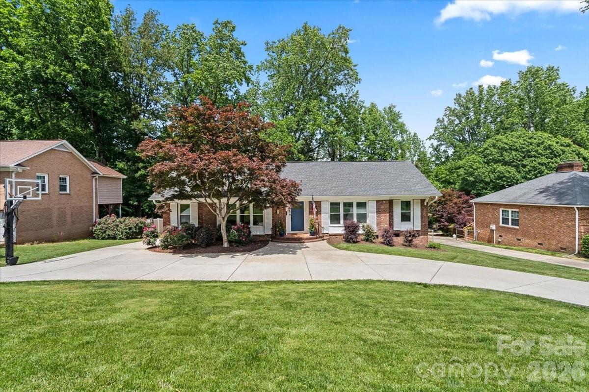 3741 Riverbend Road — Charlotte