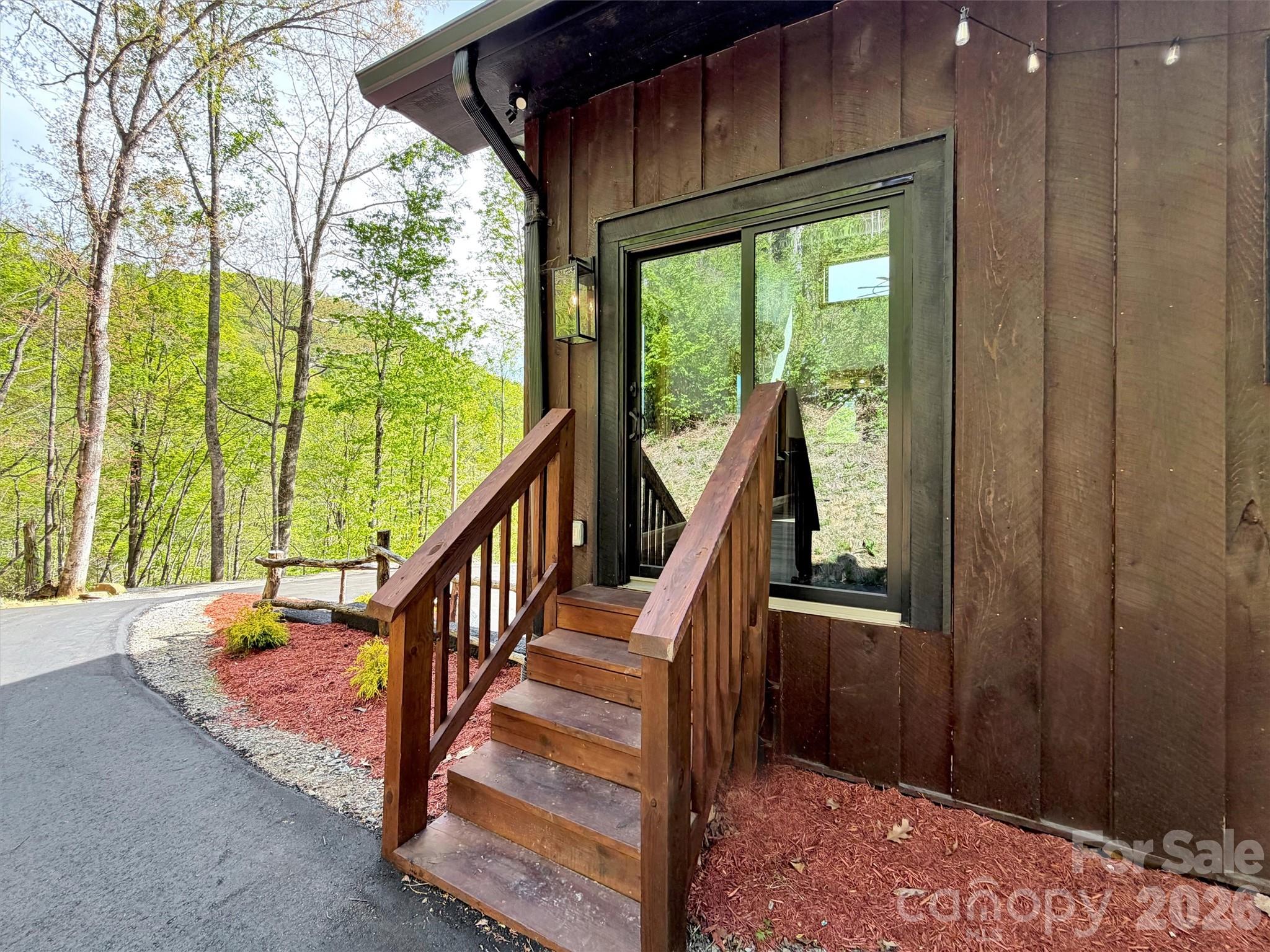 455 Chinquapin Road — Canton