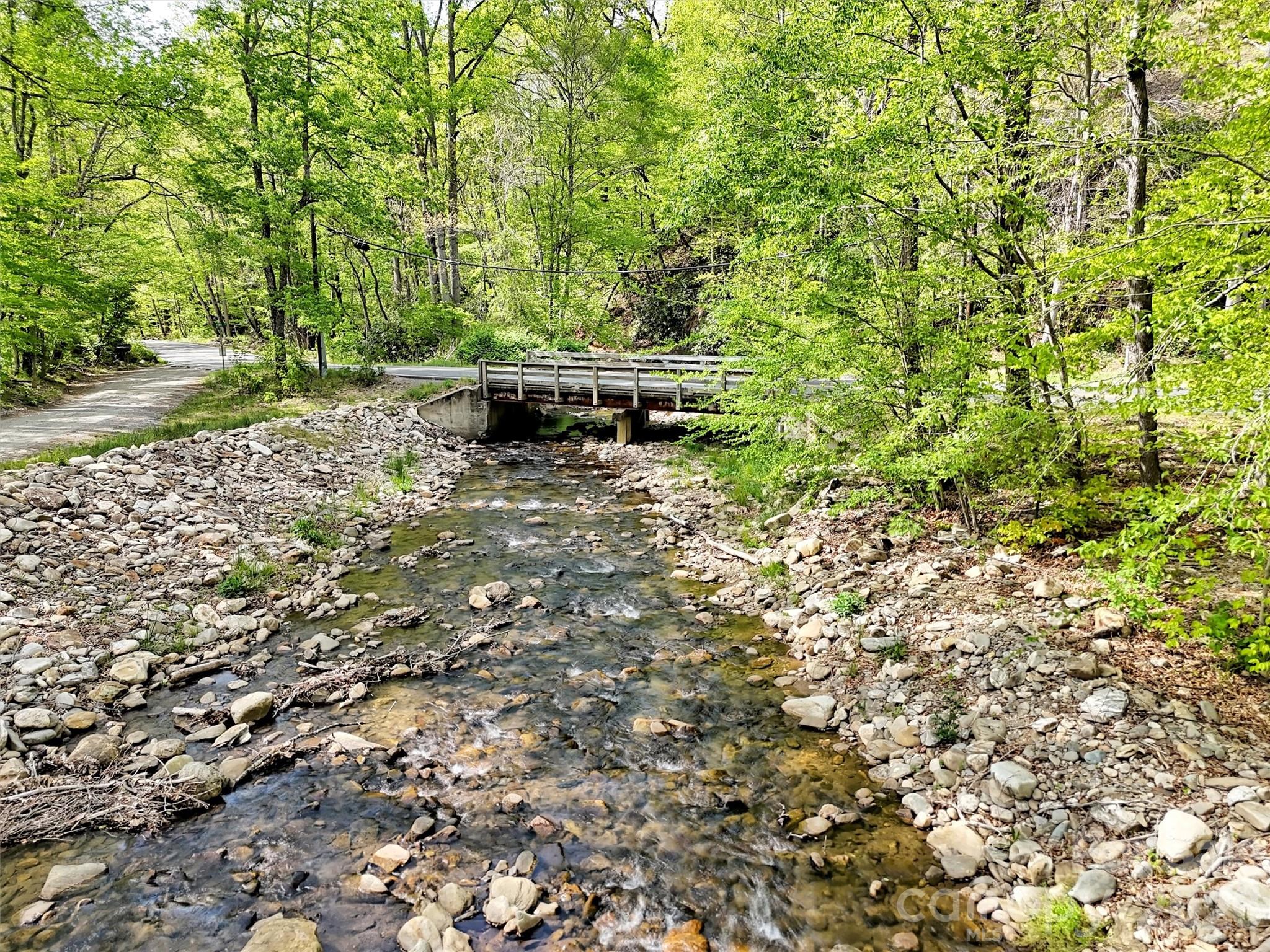 455 Chinquapin Road — Canton