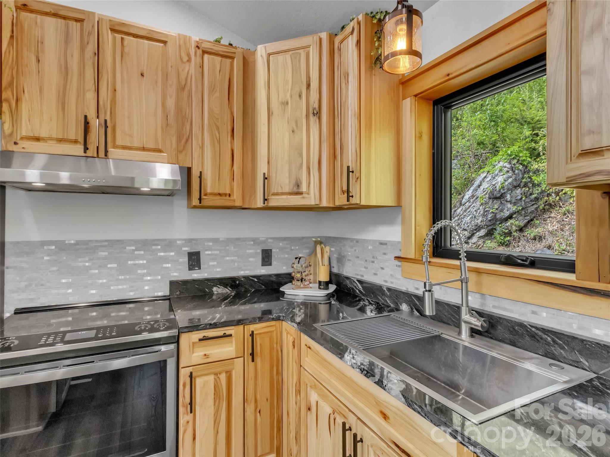 455 Chinquapin Road — Canton