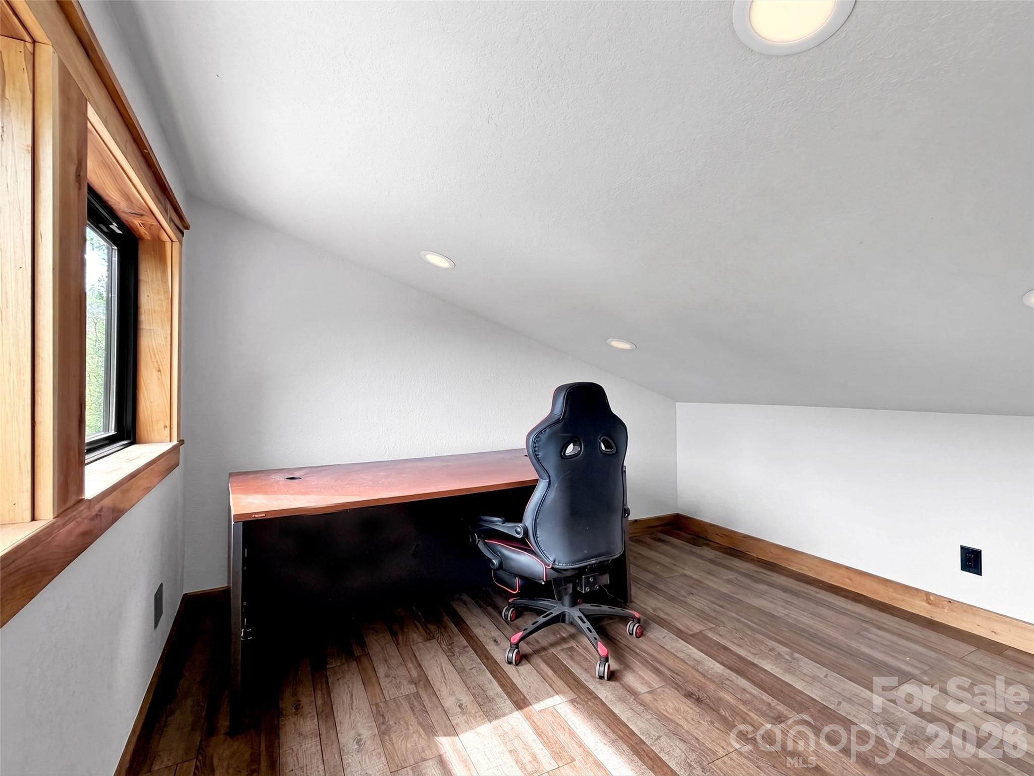 455 Chinquapin Road — Canton