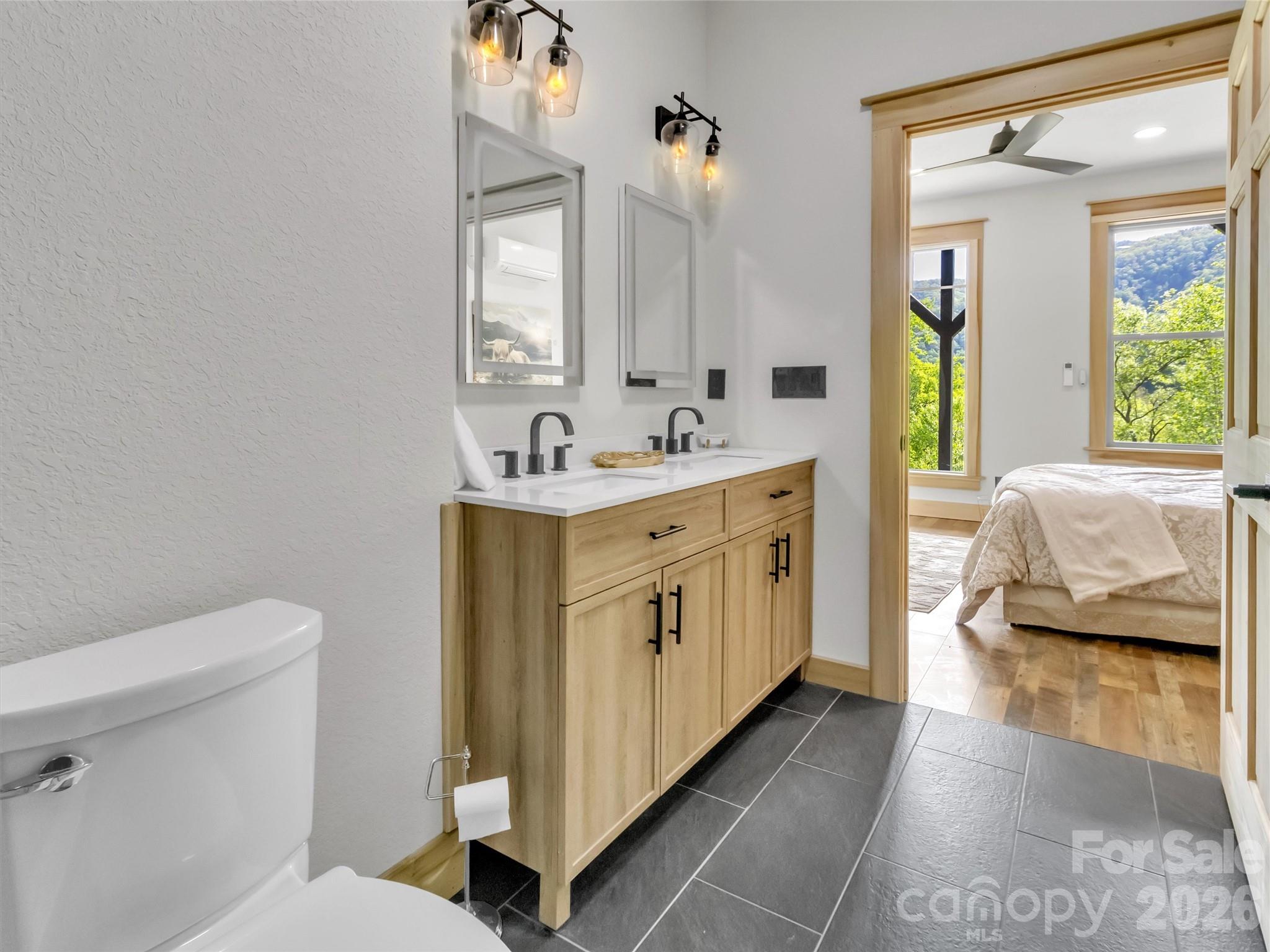 455 Chinquapin Road — Canton
