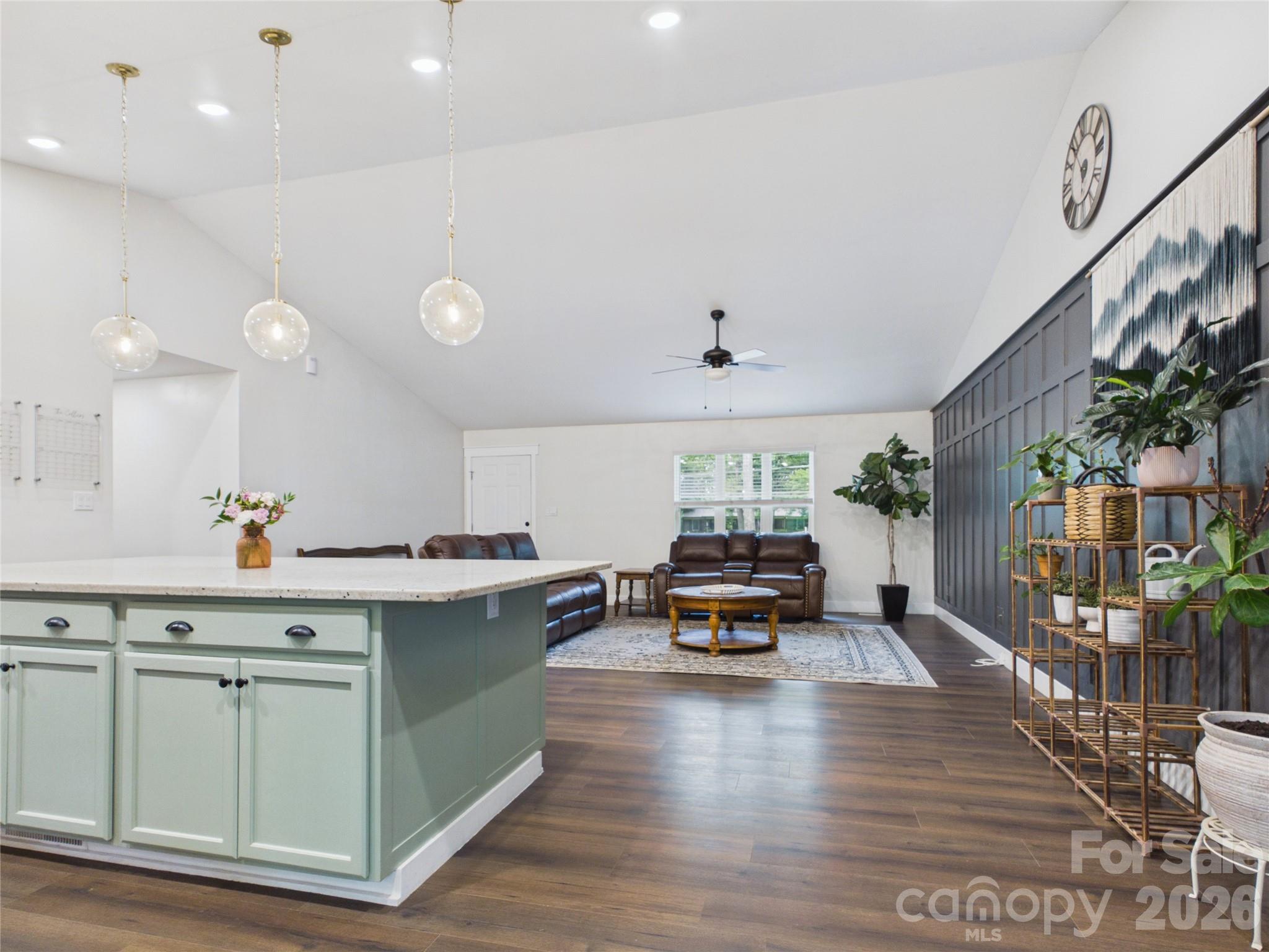 636 Wilderness Trail — Denver