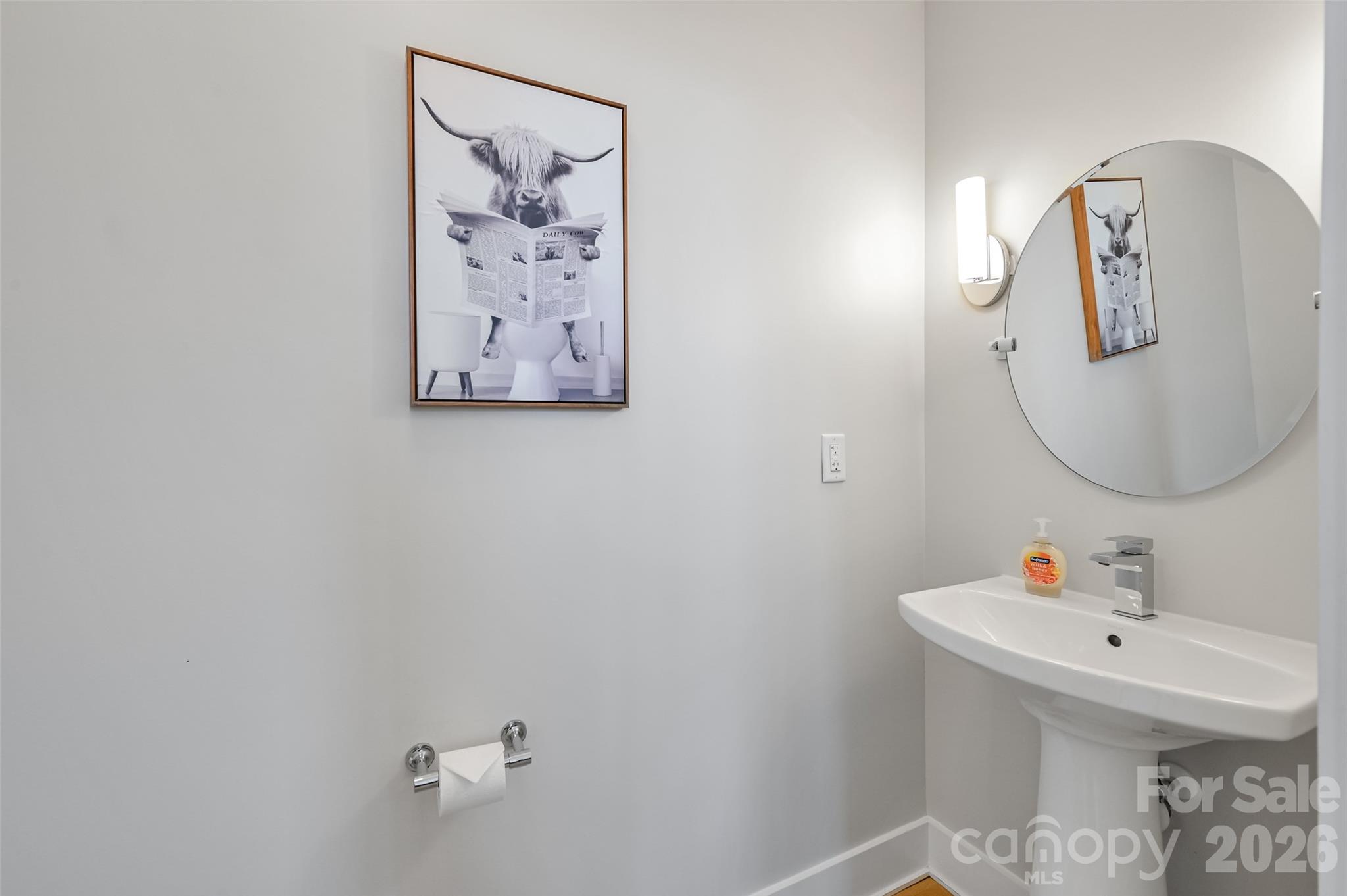 1 Bauhaus Court — Asheville