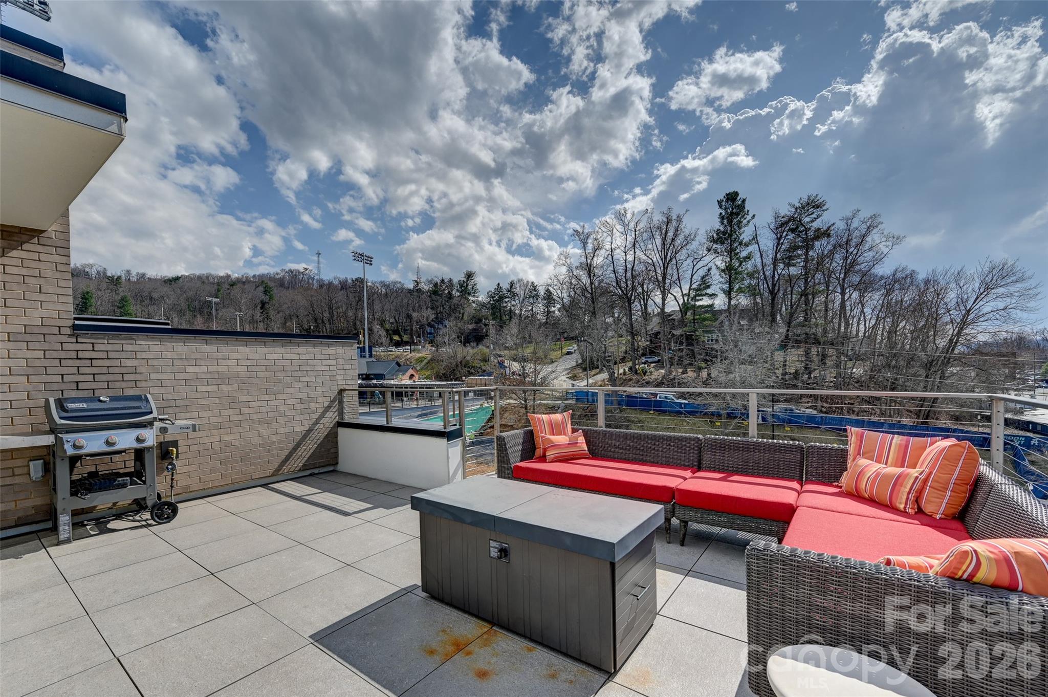 1 Bauhaus Court — Asheville