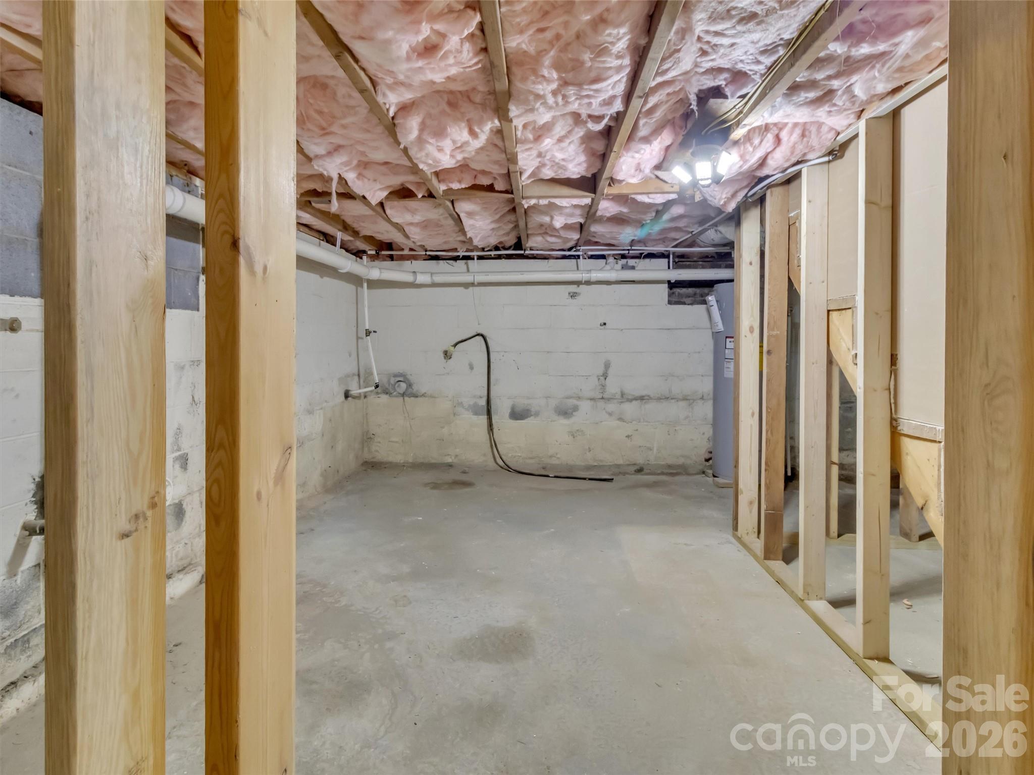 3575 Dellwood Road — Waynesville