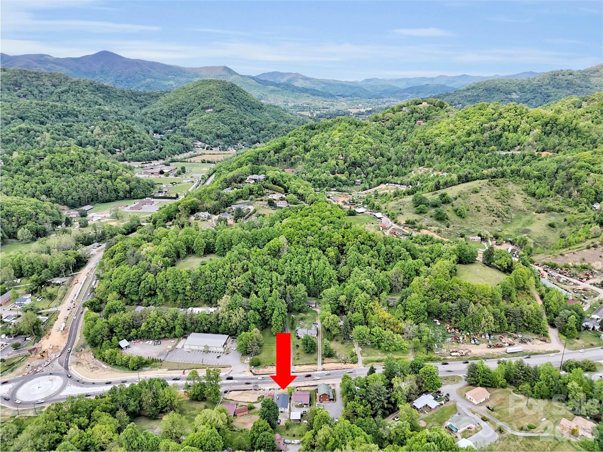 3575 Dellwood Road — Waynesville