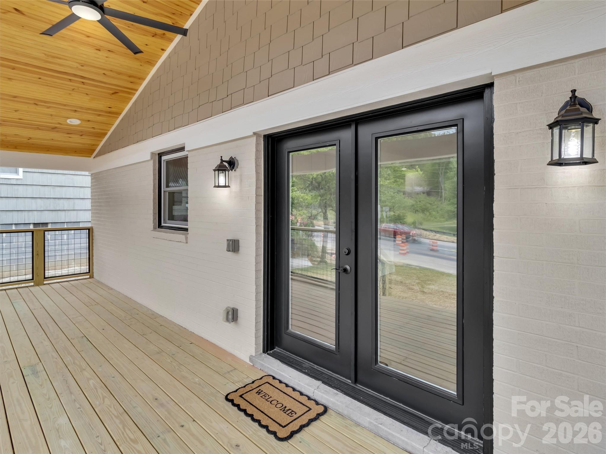 3575 Dellwood Road — Waynesville