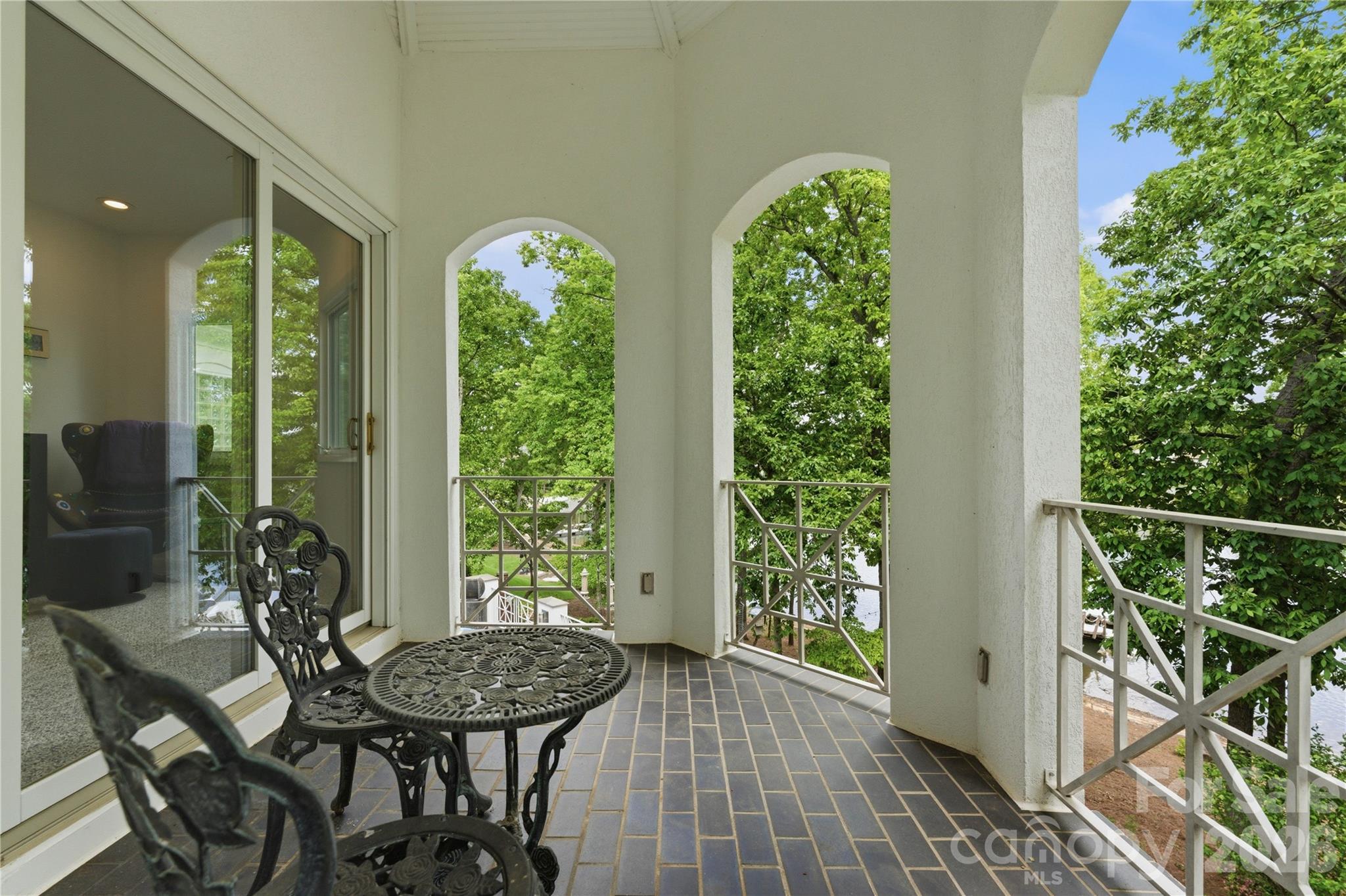 18426 Peninsula Cove Lane — Cornelius