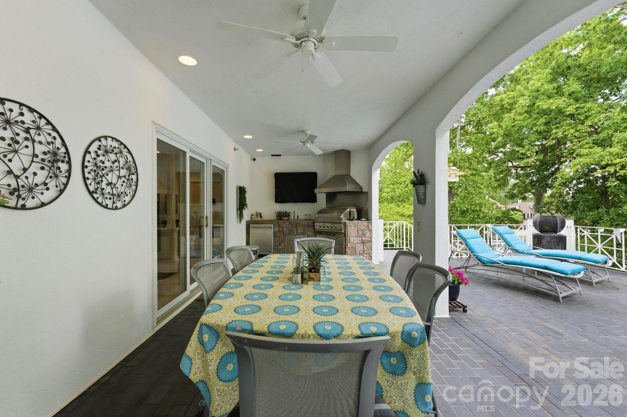 18426 Peninsula Cove Lane — Cornelius