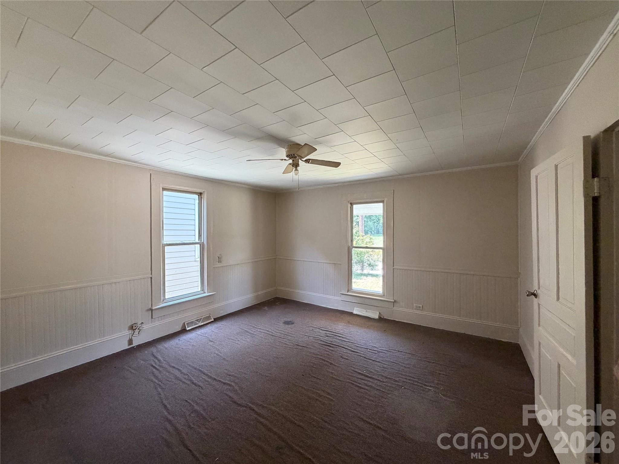 128 N Long Street — Salisbury