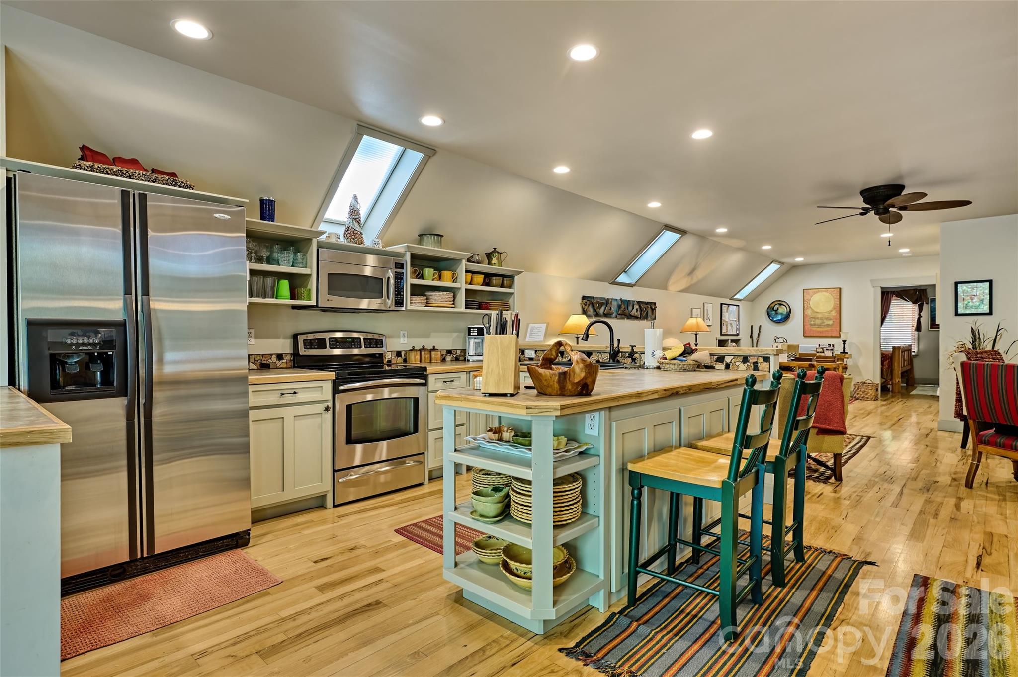 178 Whetstone Gap Road — Lake Toxaway
