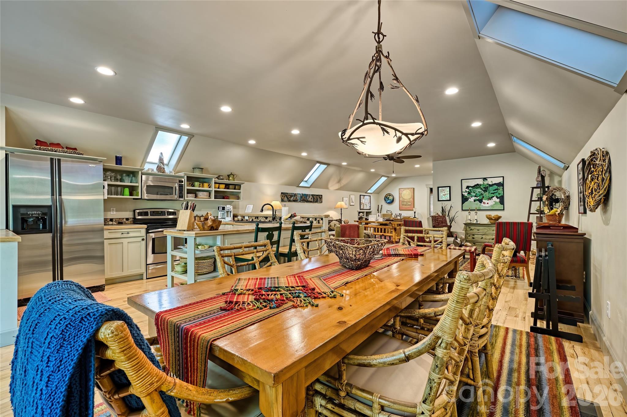 178 Whetstone Gap Road — Lake Toxaway