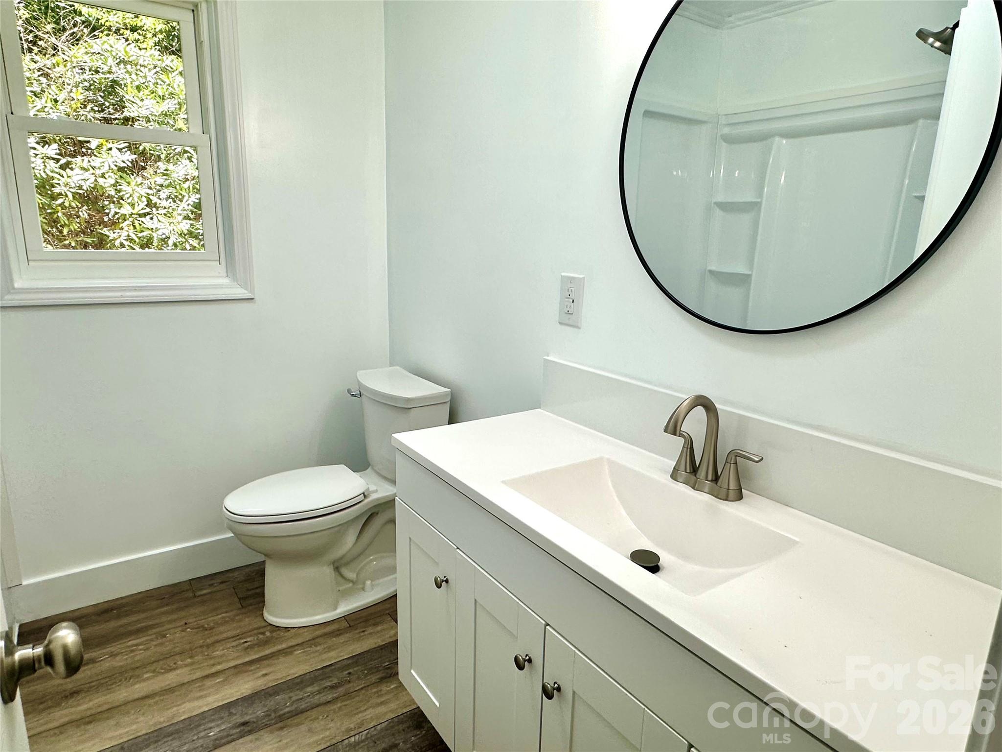 8855 Bugger Hollow Road — Newland