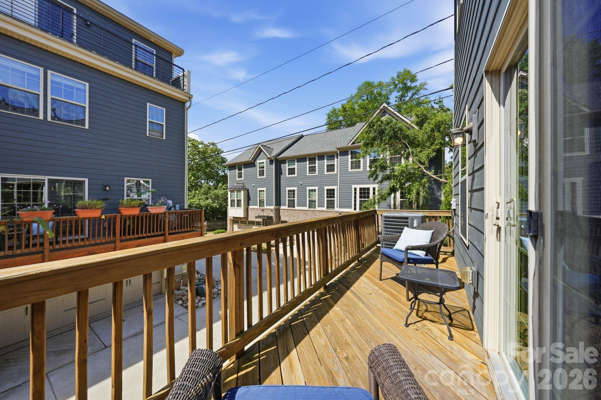 1221 Queen Lyon Court — Charlotte