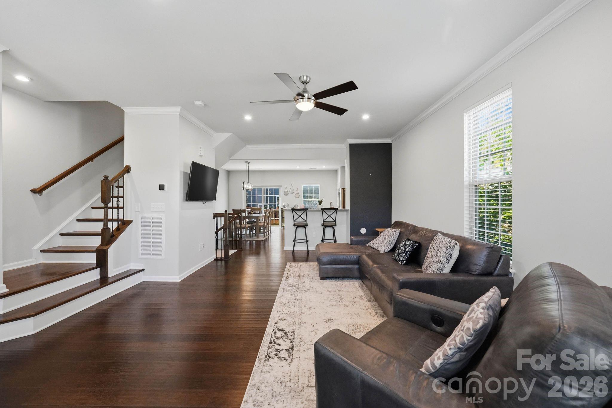 1221 Queen Lyon Court — Charlotte