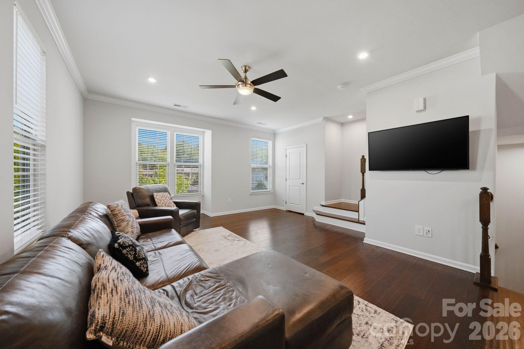 1221 Queen Lyon Court — Charlotte