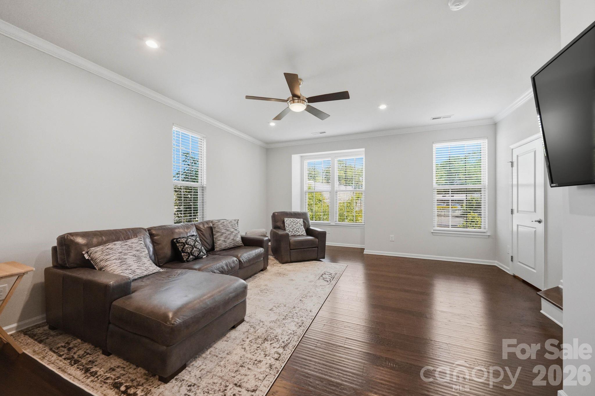 1221 Queen Lyon Court — Charlotte