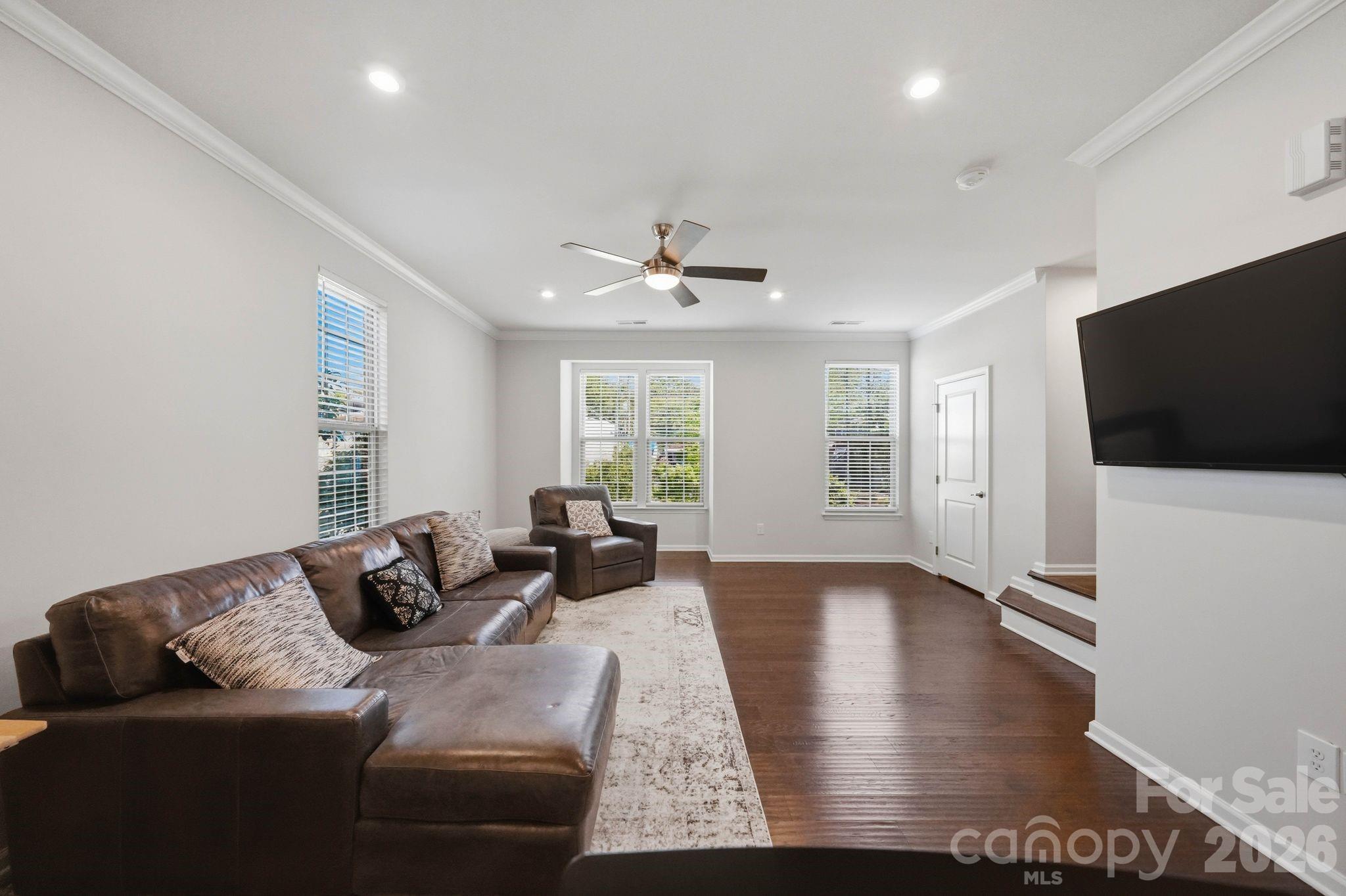1221 Queen Lyon Court — Charlotte