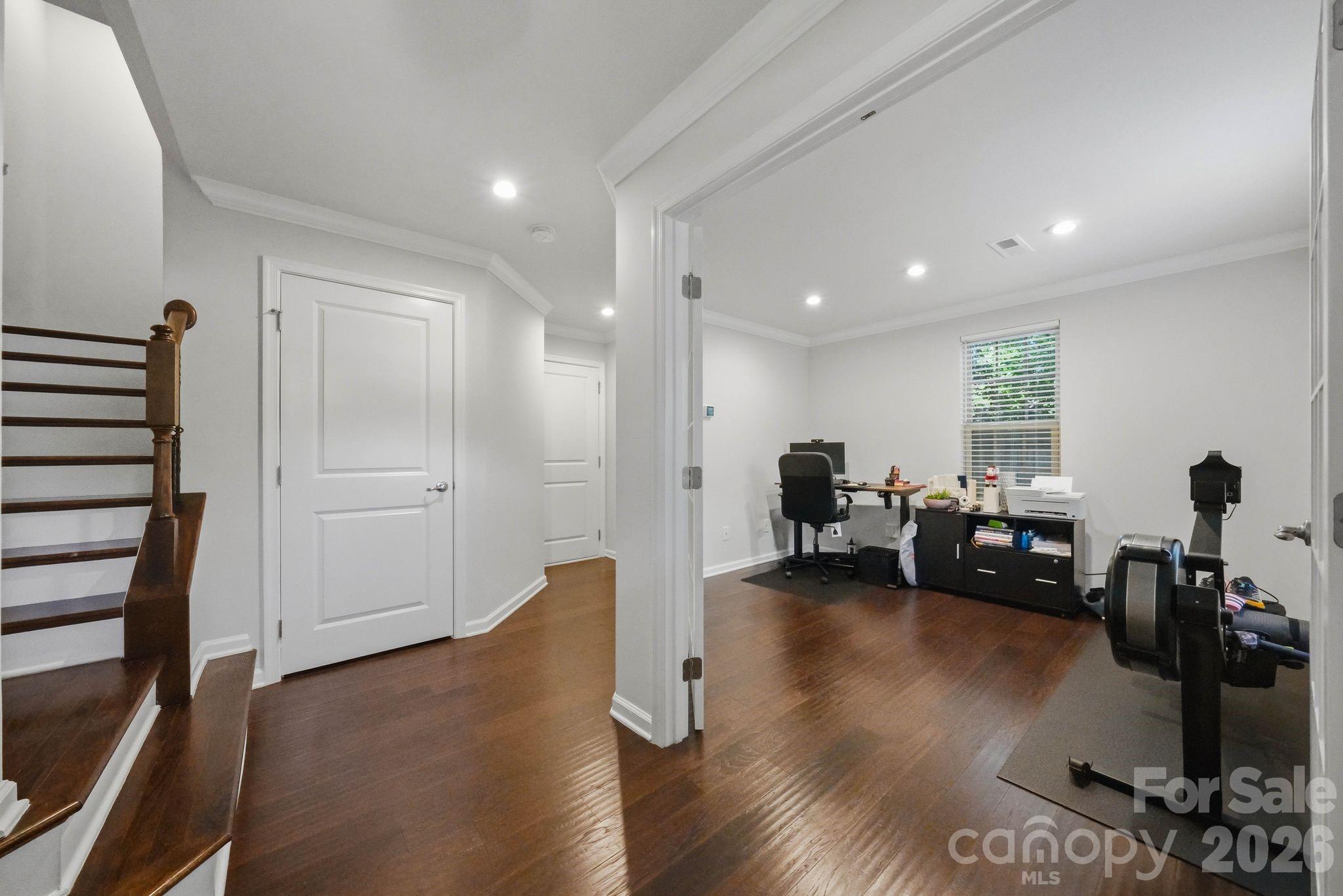 1221 Queen Lyon Court — Charlotte