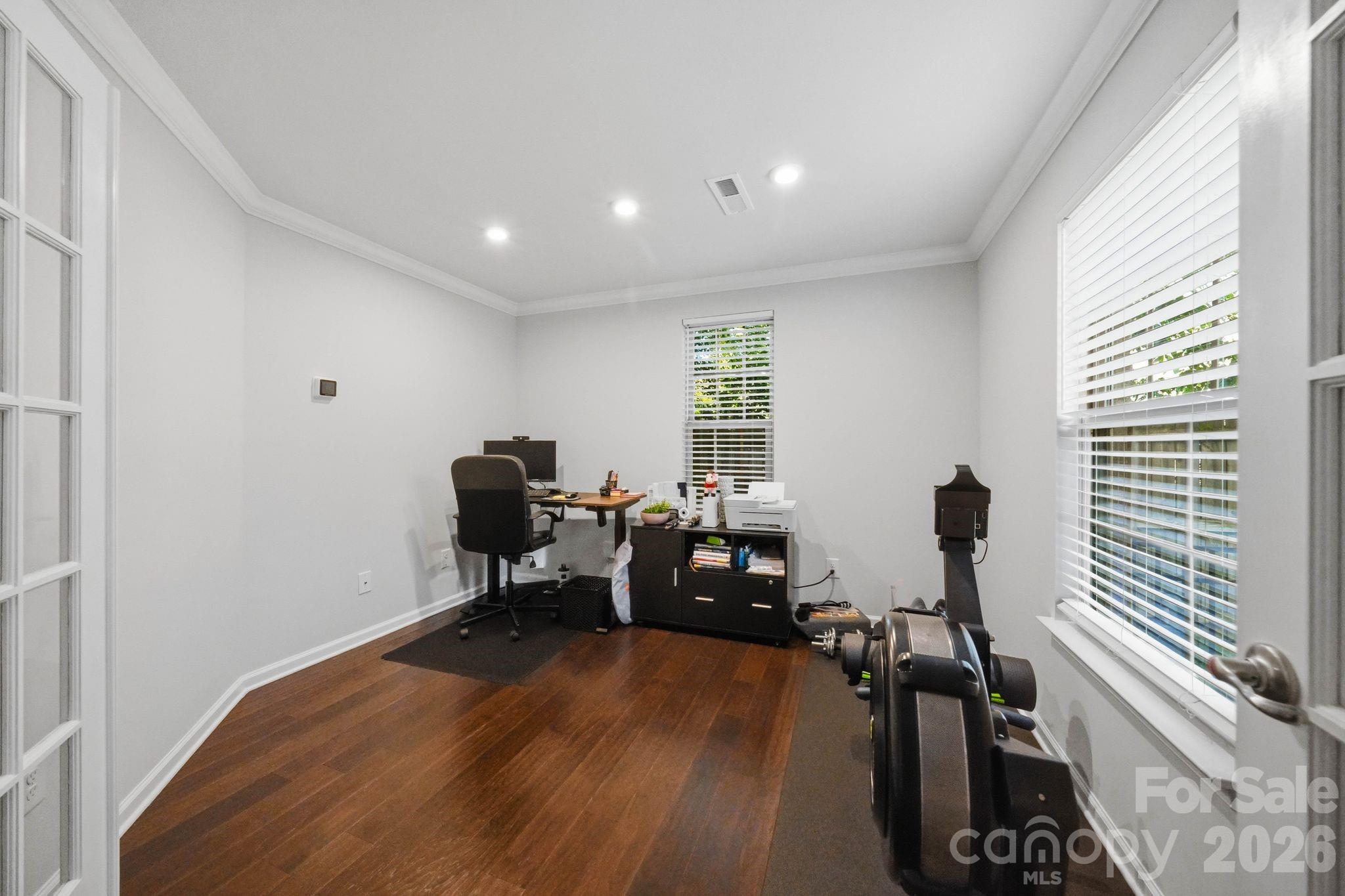 1221 Queen Lyon Court — Charlotte
