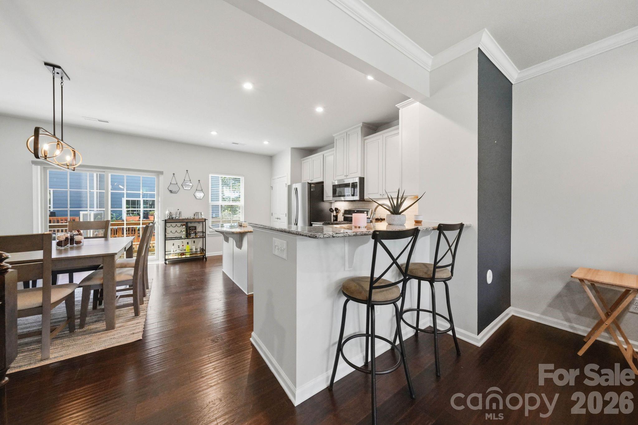 1221 Queen Lyon Court — Charlotte