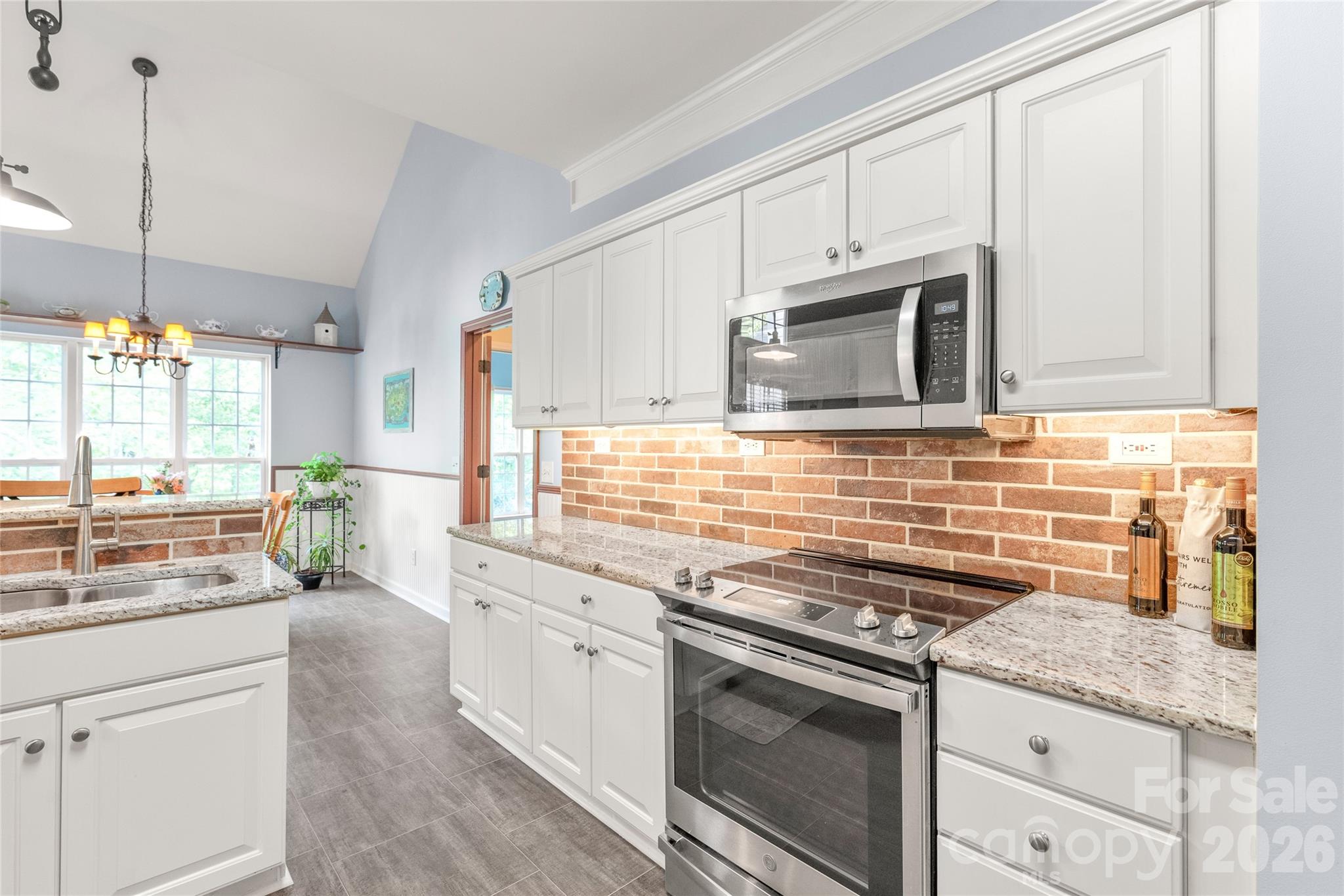 11811 Crossroads Place — Concord