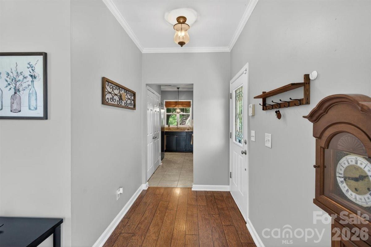8007 Rolling Meadows Lane — Huntersville
