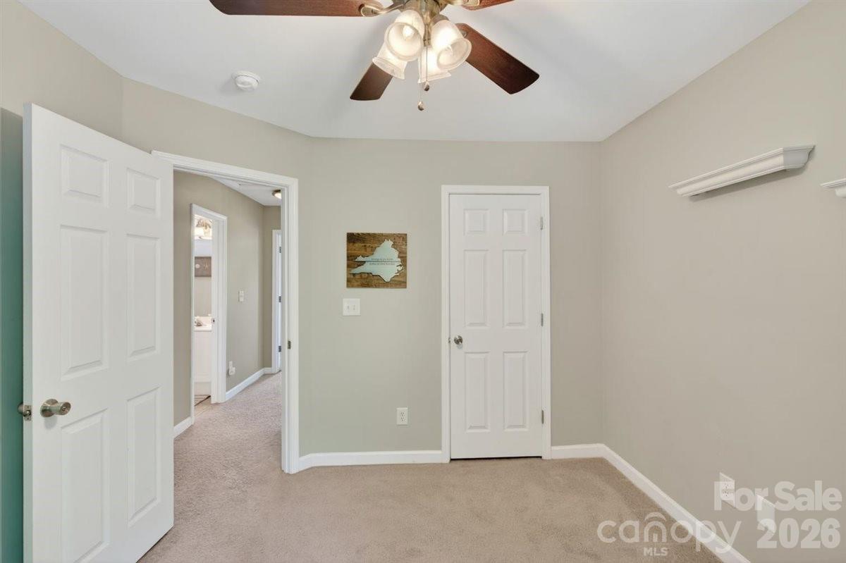 8007 Rolling Meadows Lane — Huntersville