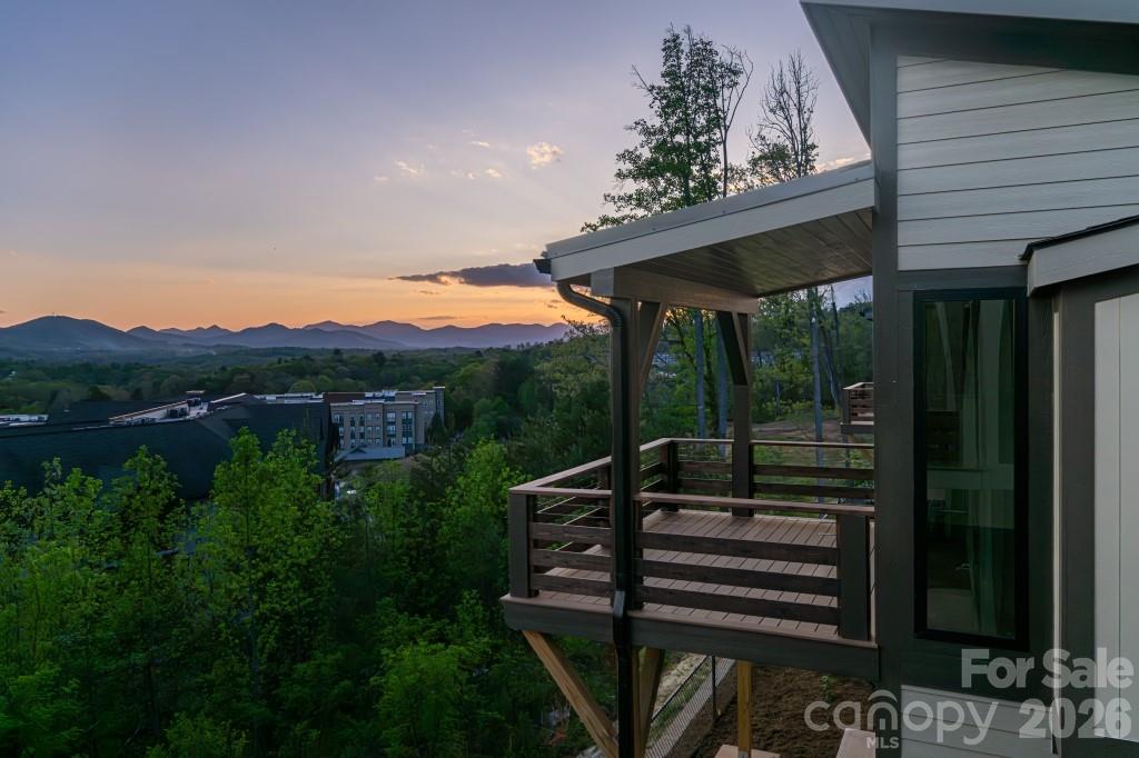 604 Storybook Villas Trail — Asheville