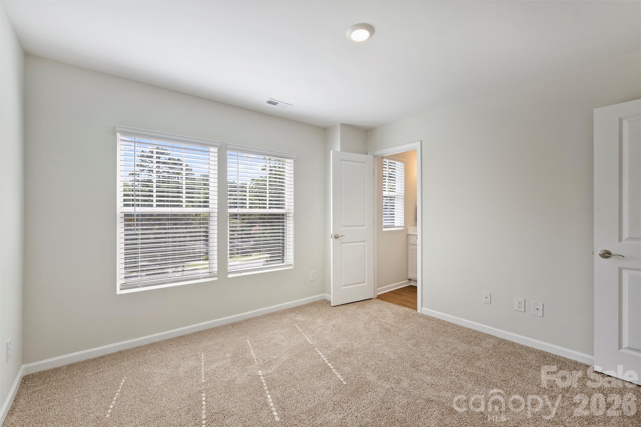 2409 Via del Conte Alley — Charlotte