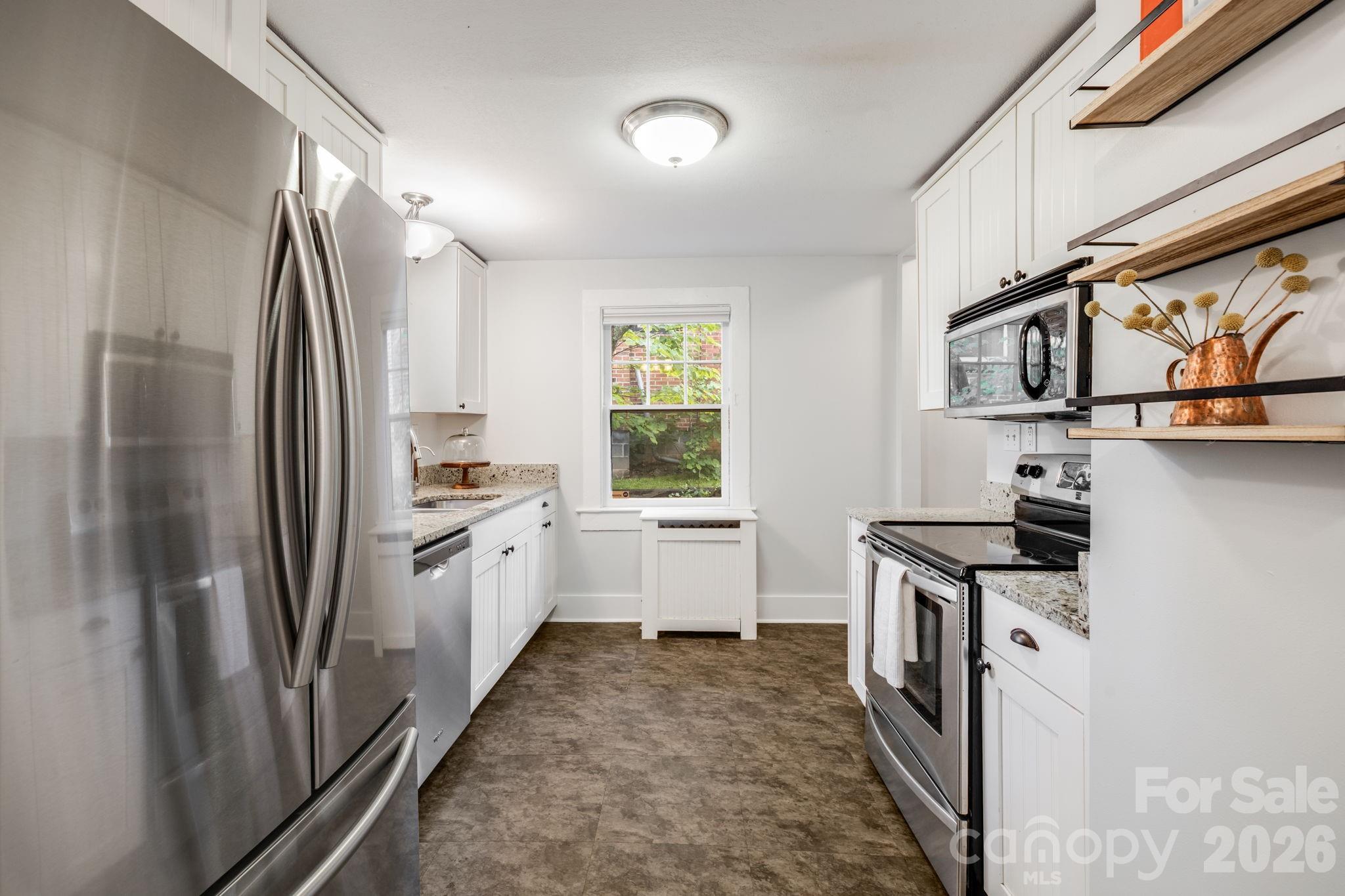 185 Flint Street — Asheville