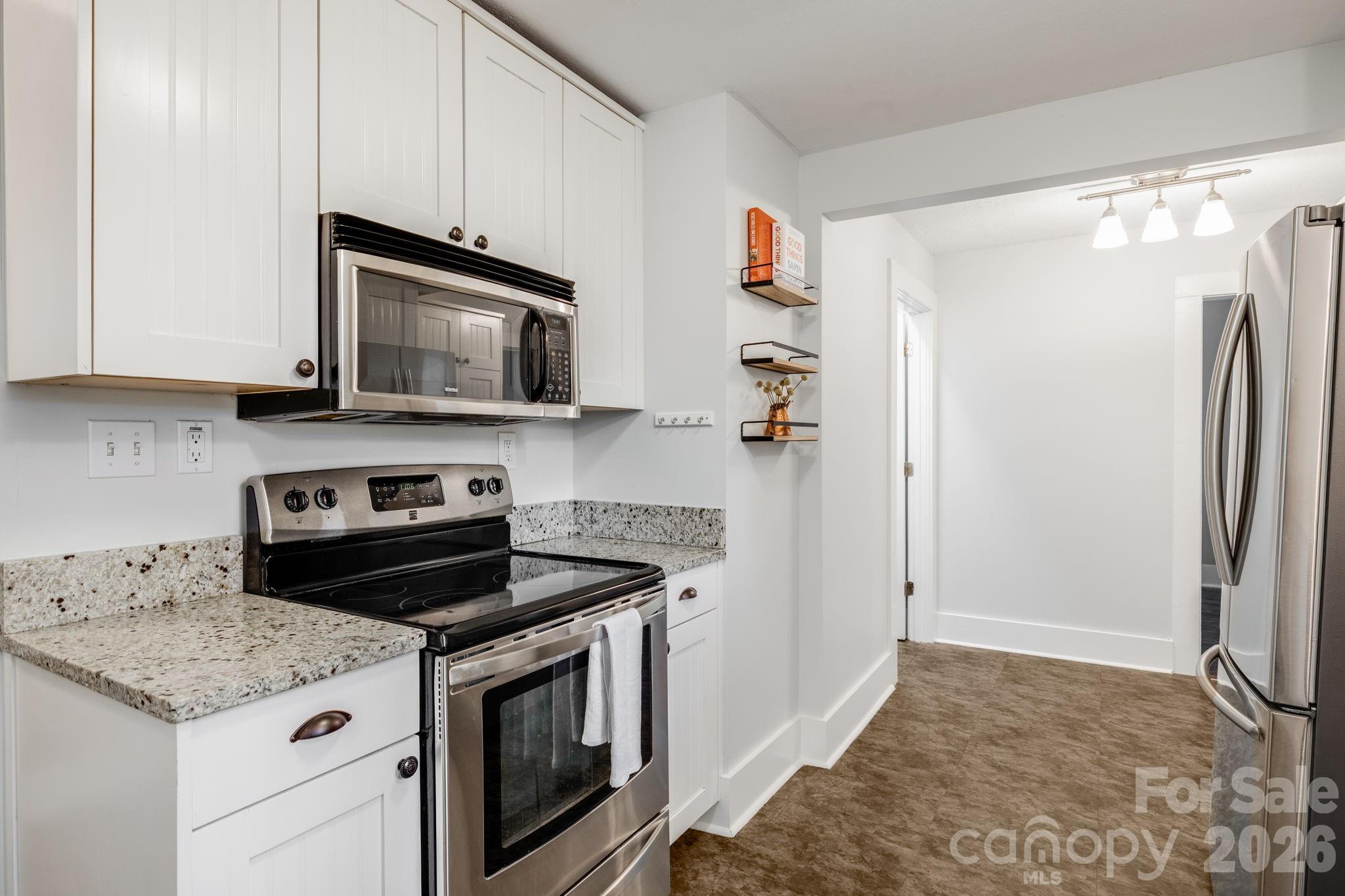 185 Flint Street — Asheville